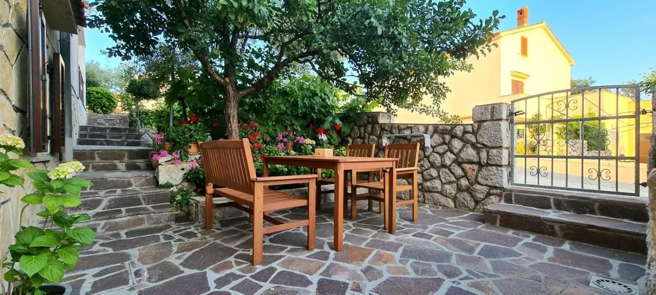 Apartment Muzic Cres Croatia